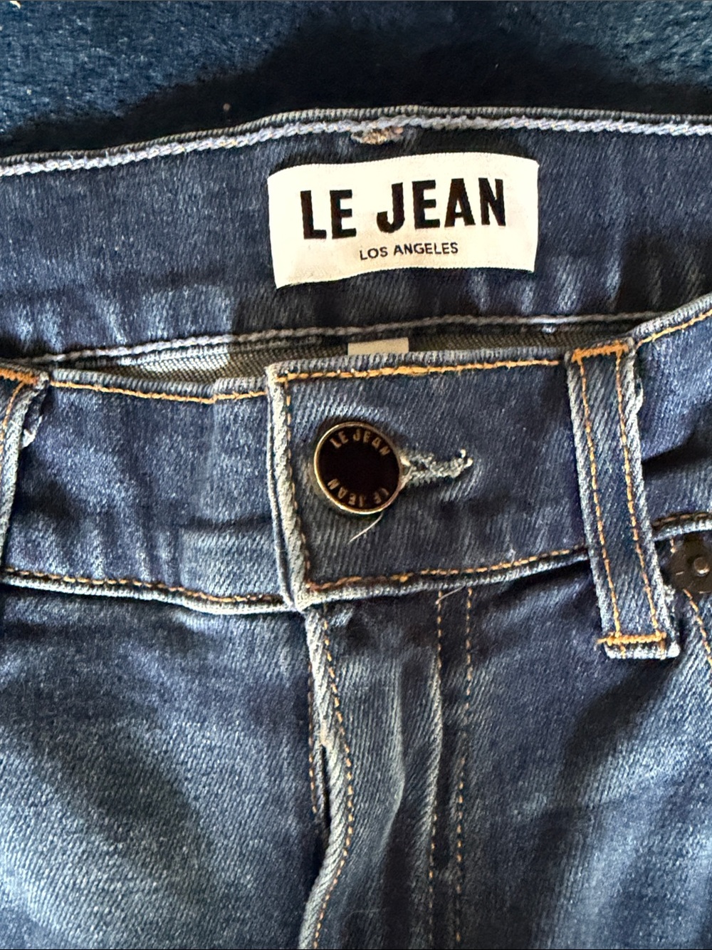 LE JEAN. CLASSIC BELL JEAN